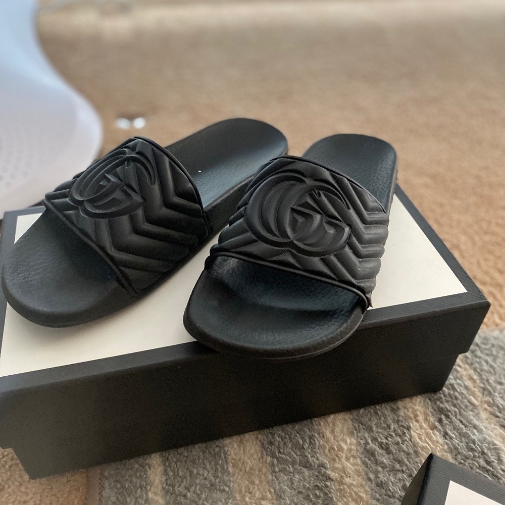 Gucci slides